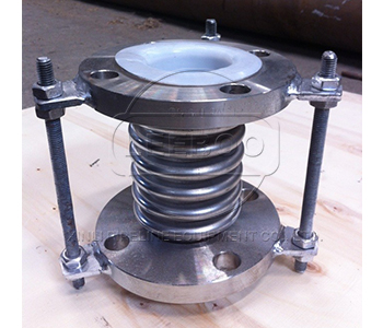 四氟<a href=http://www.wanggezhan.cn target=_blank class=infotextkey>補(bǔ)償器</a>2.jpg