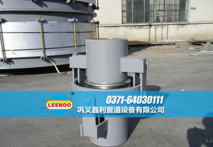 萬向鉸鏈<a href=http://www.wanggezhan.cn target=_blank class=infotextkey>補償器</a>發(fā)貨現(xiàn)場